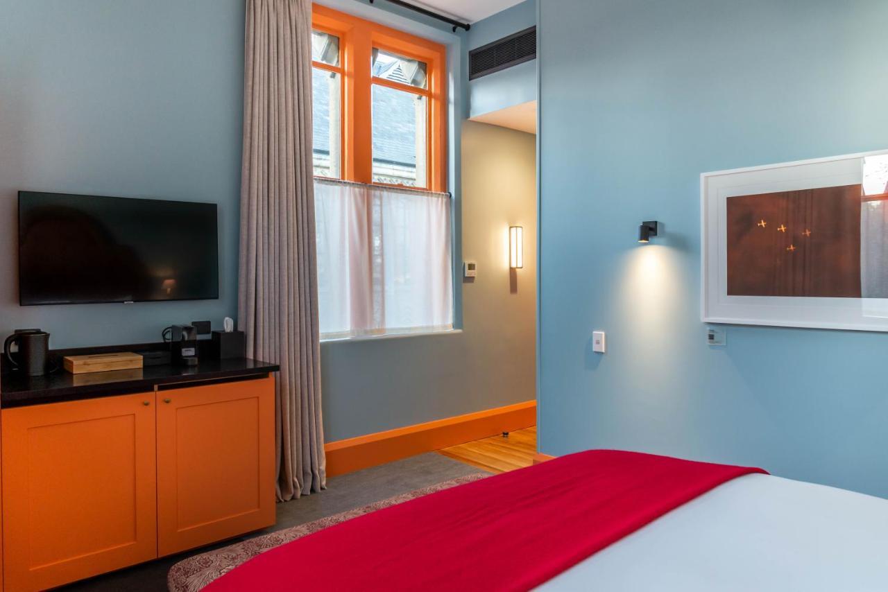 The Observatory Hotel Christchurch Exterior foto A room at the Hotel 57